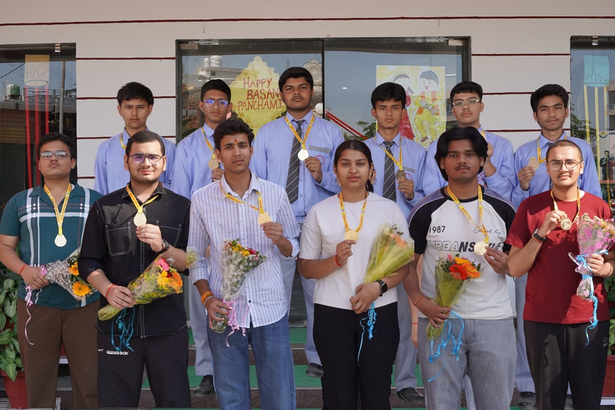 14 students of Ballooni Classes made their mark in JEE Advanced.