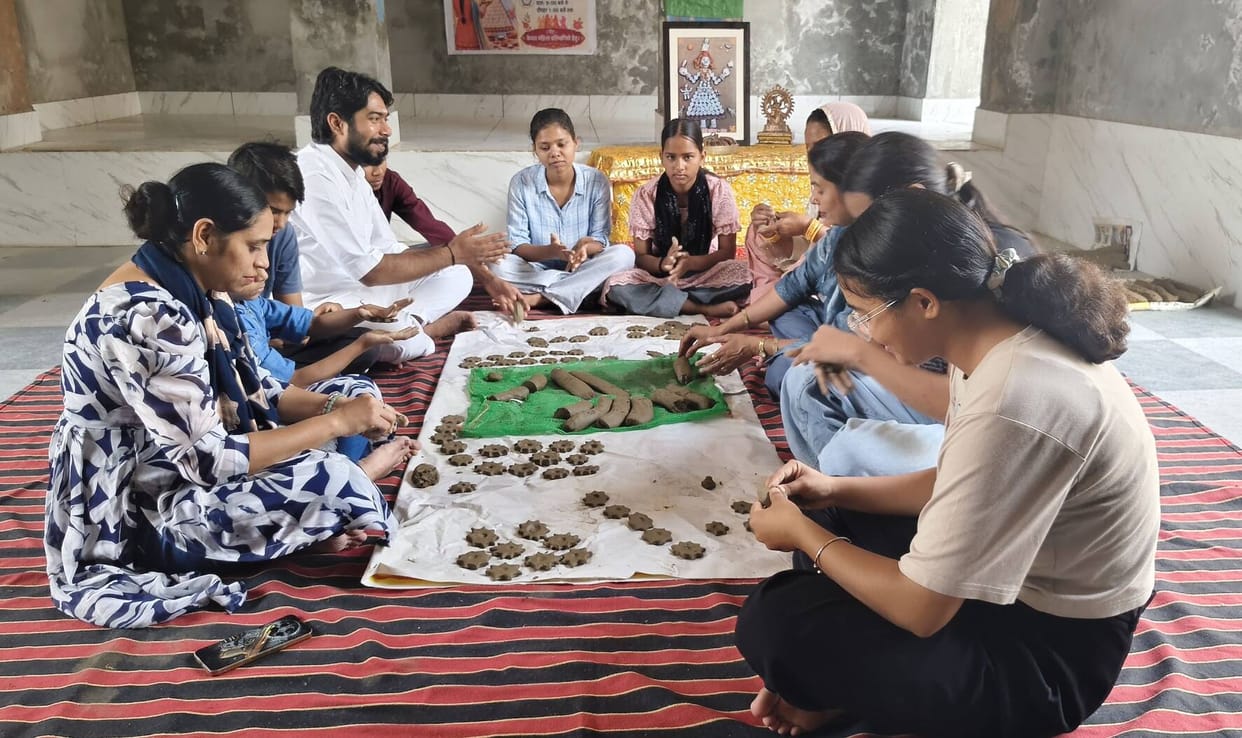 Launch of a Three-Day Sanjhi Conservation Campaign in Pandu Pindara Village