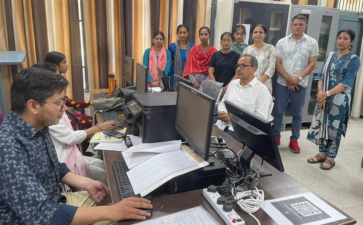 Shiromani Shri Sain Bhagat Government College received 1,944 applications, and 981 documents were verified.