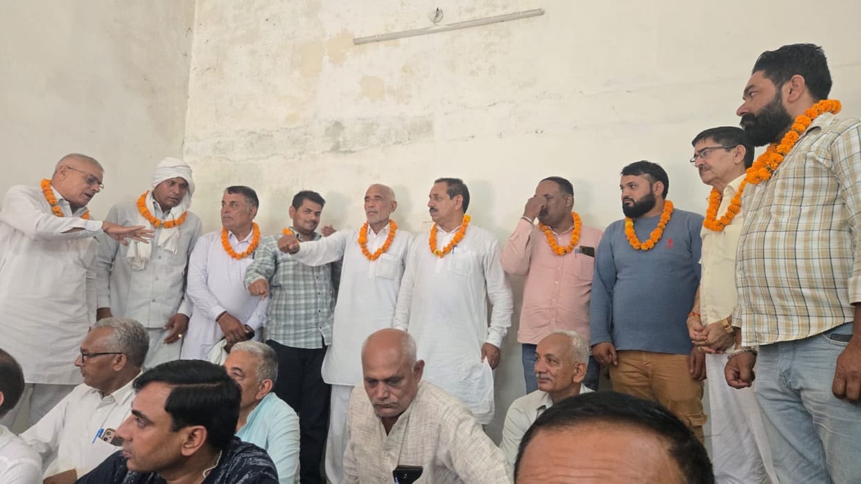 Ram Niwas Chopra became the chairman of the district committee of the Joint Employees Forum.
