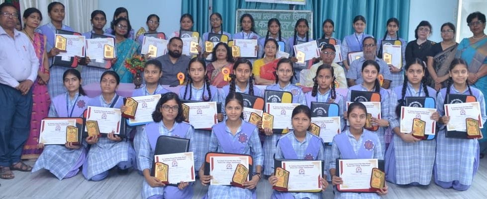 UP Board Toppers Honored