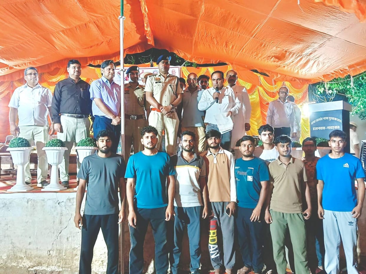 Villagers presented their electricity and water-related problems to the officials.