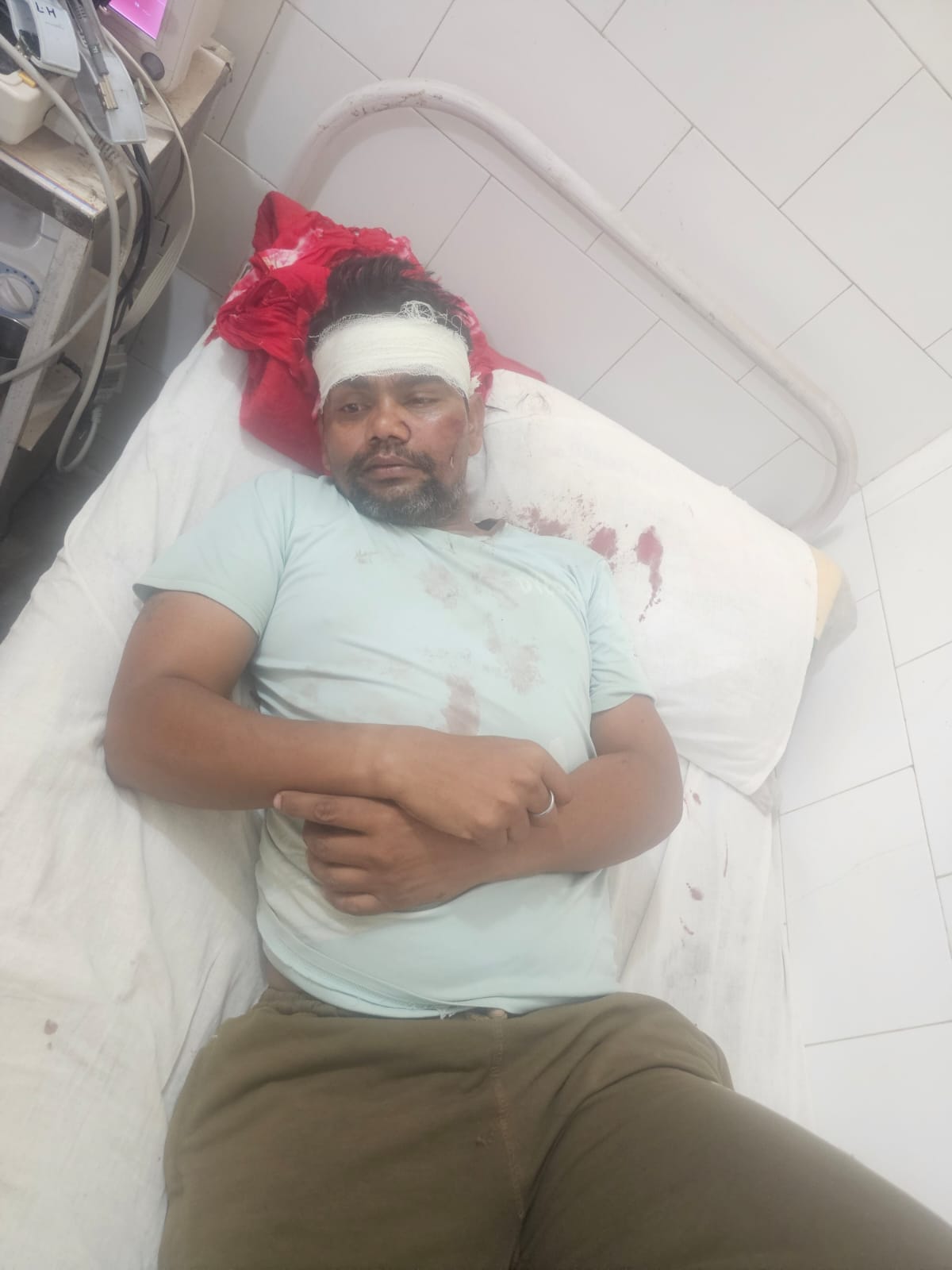 Chaos erupts in Panchayat over beating of uncle and nephew, three injured including forest guard