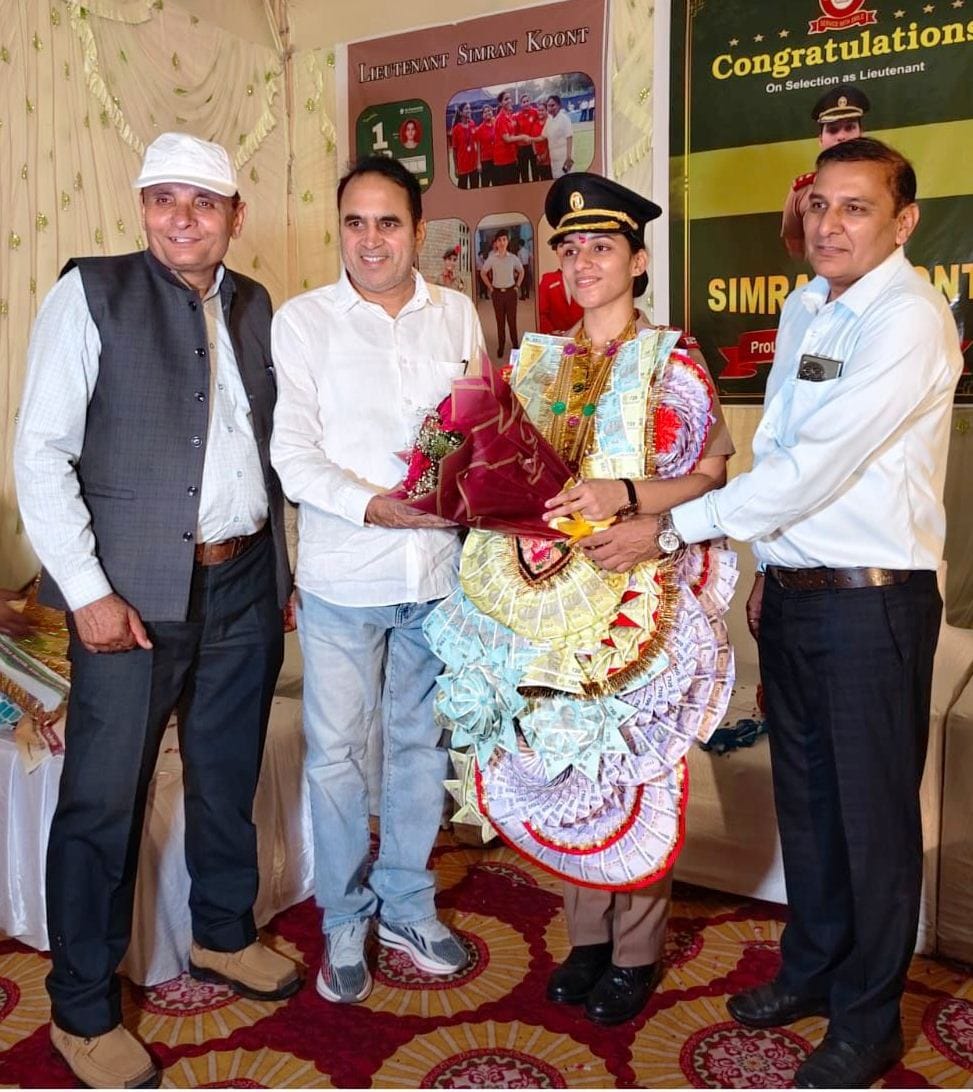 Dhani Binja Lamba's Simran became a lieutenant in the Indian Army, scored 150 out of 150 marks in the All India entrance exam of the Military Nursing Service.