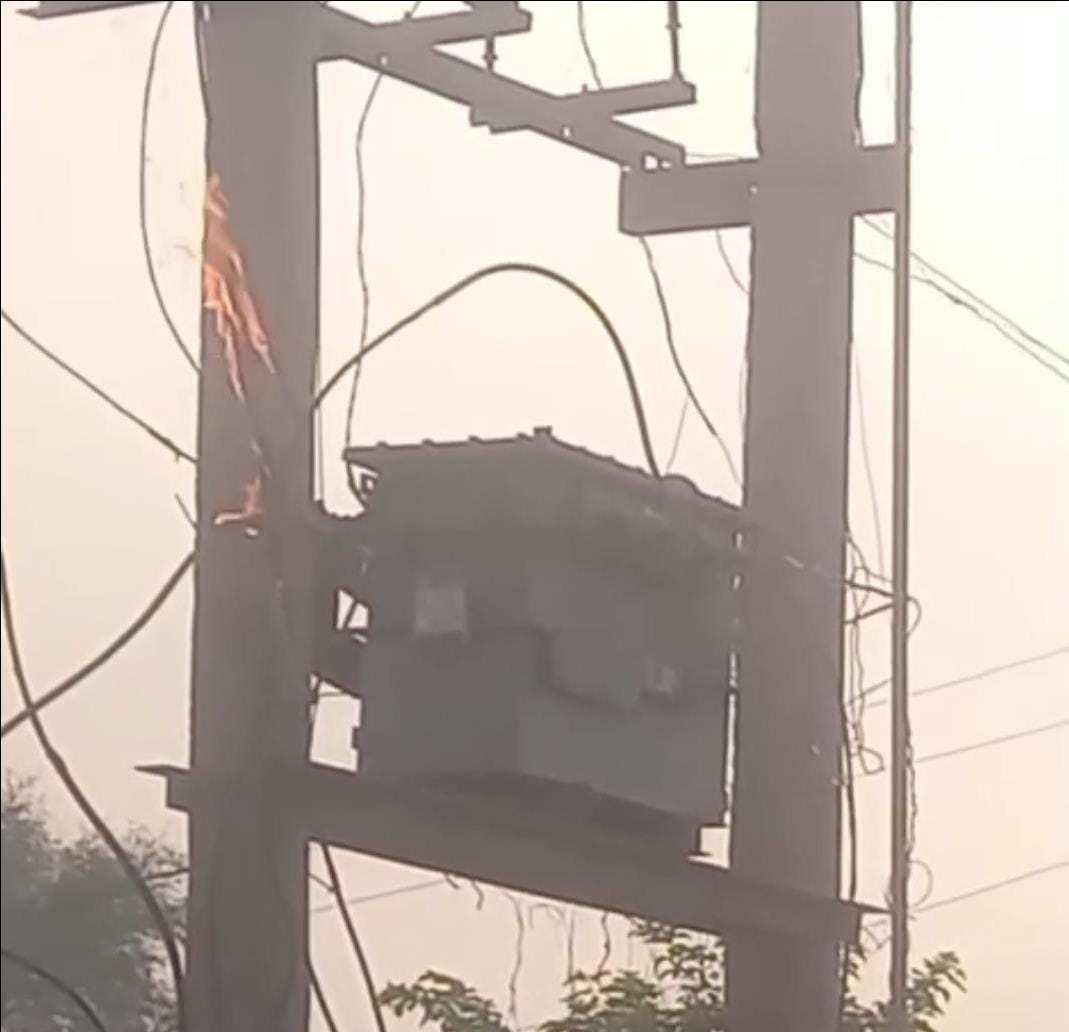 Fire breaks out in transformer of Bhati Kala village