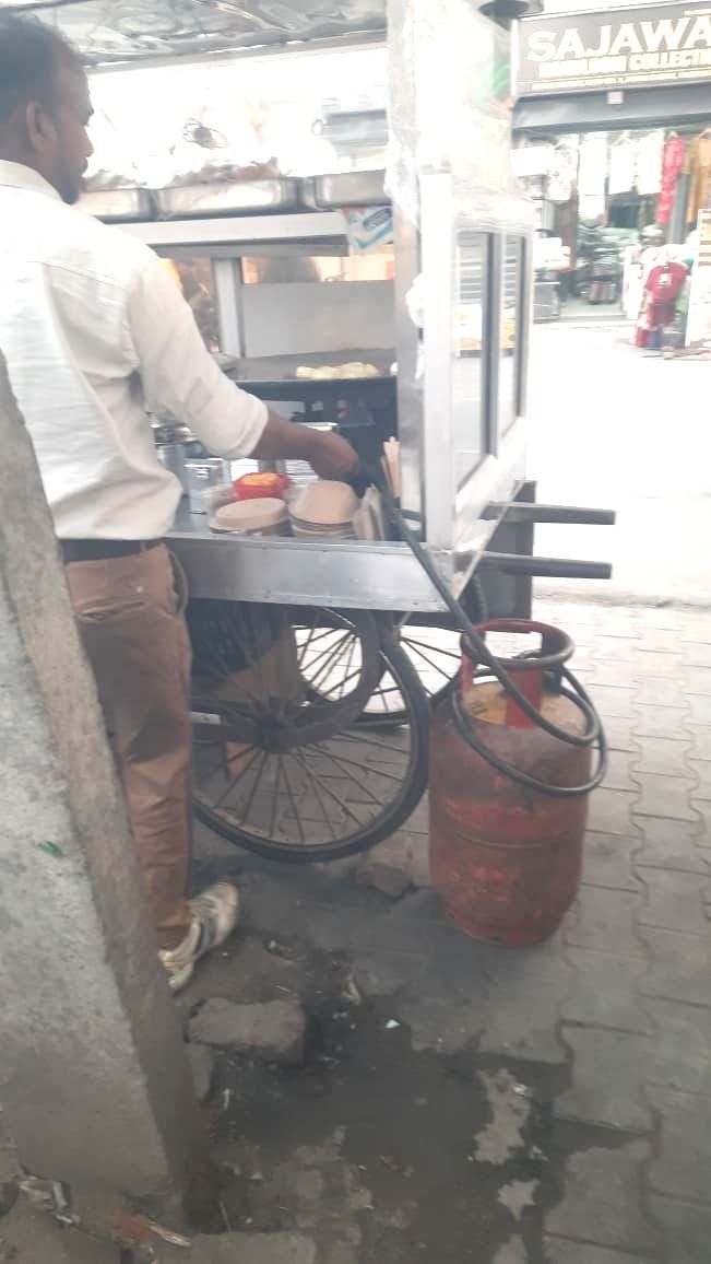 Commercial Cylinders Become Costlier; Stock Piles Up at Gas Agencies