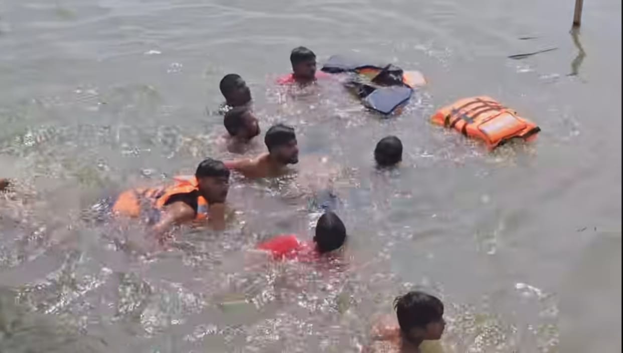 Three Youth Drown