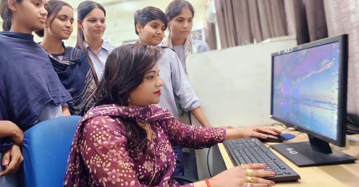 Revised: Admissions begin in ITI, 20 students apply on the first day