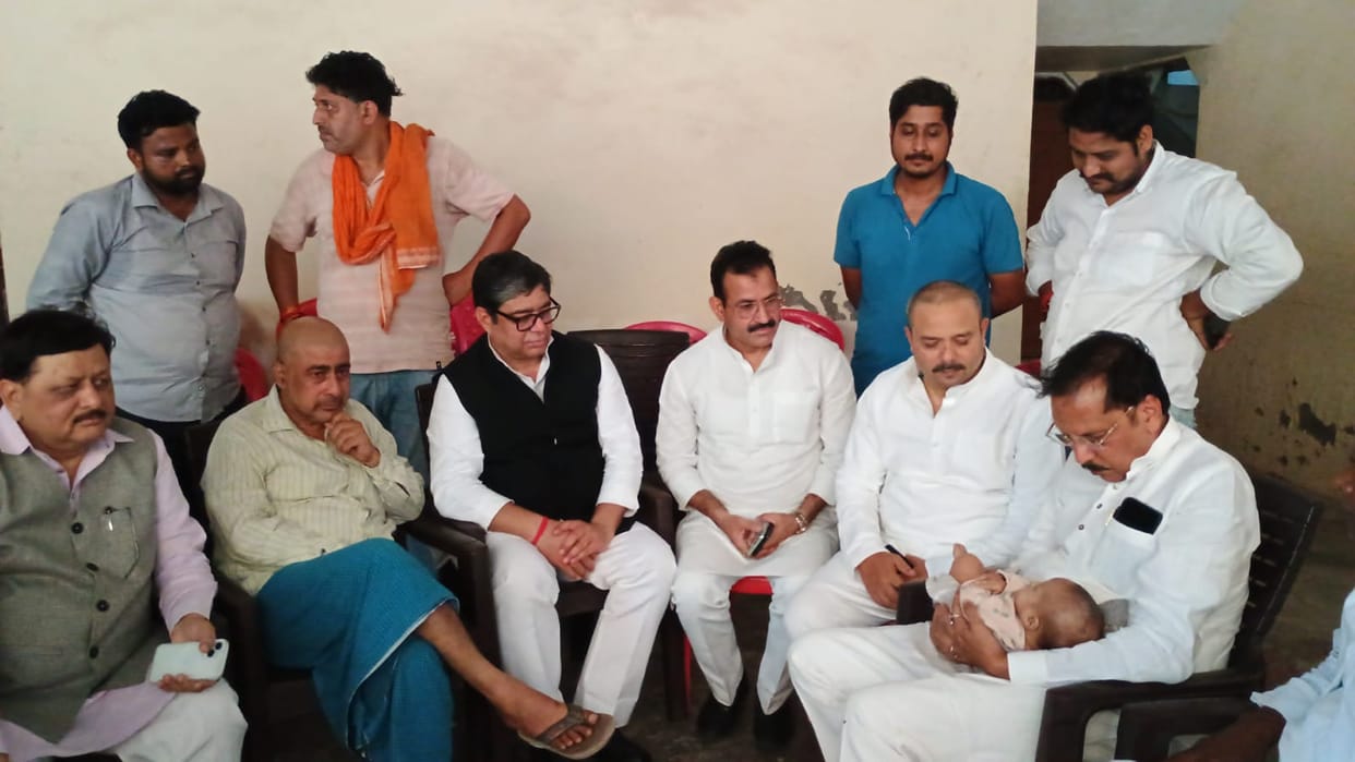 SP MP Rajiv Rai attacked the government, saying the family had been requesting security since 2023