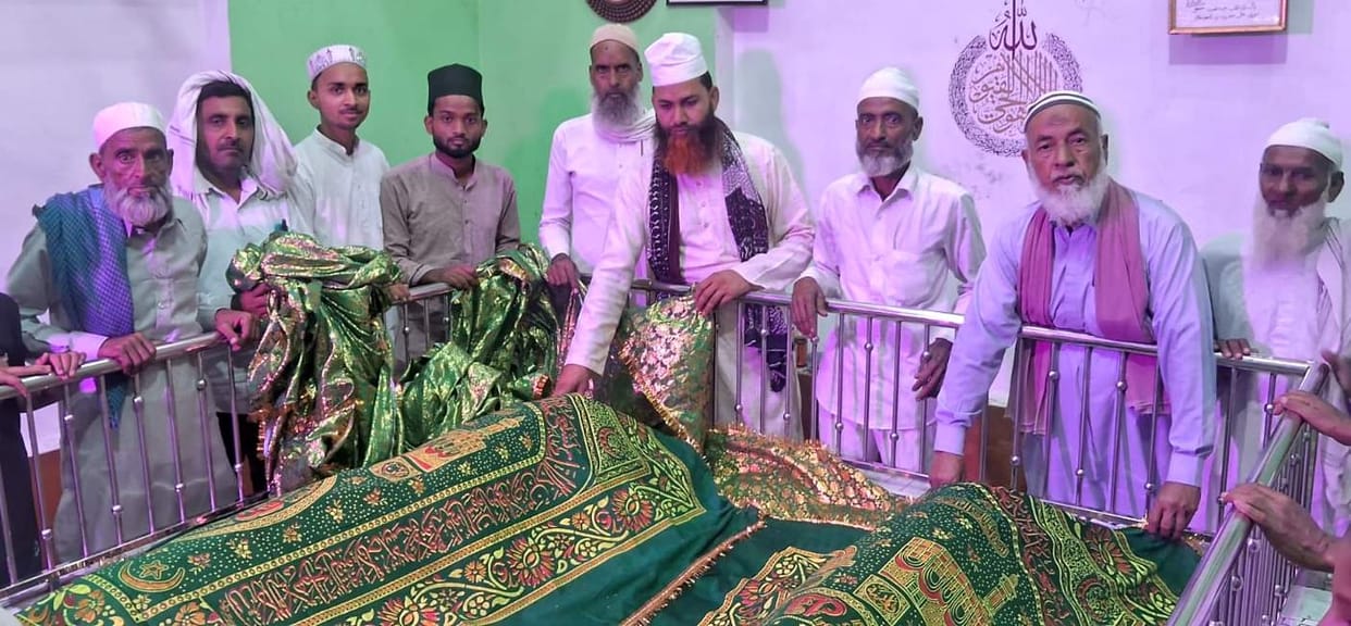 Hazrat Khwaja Suleman's annual Urs begins with Quran recitation