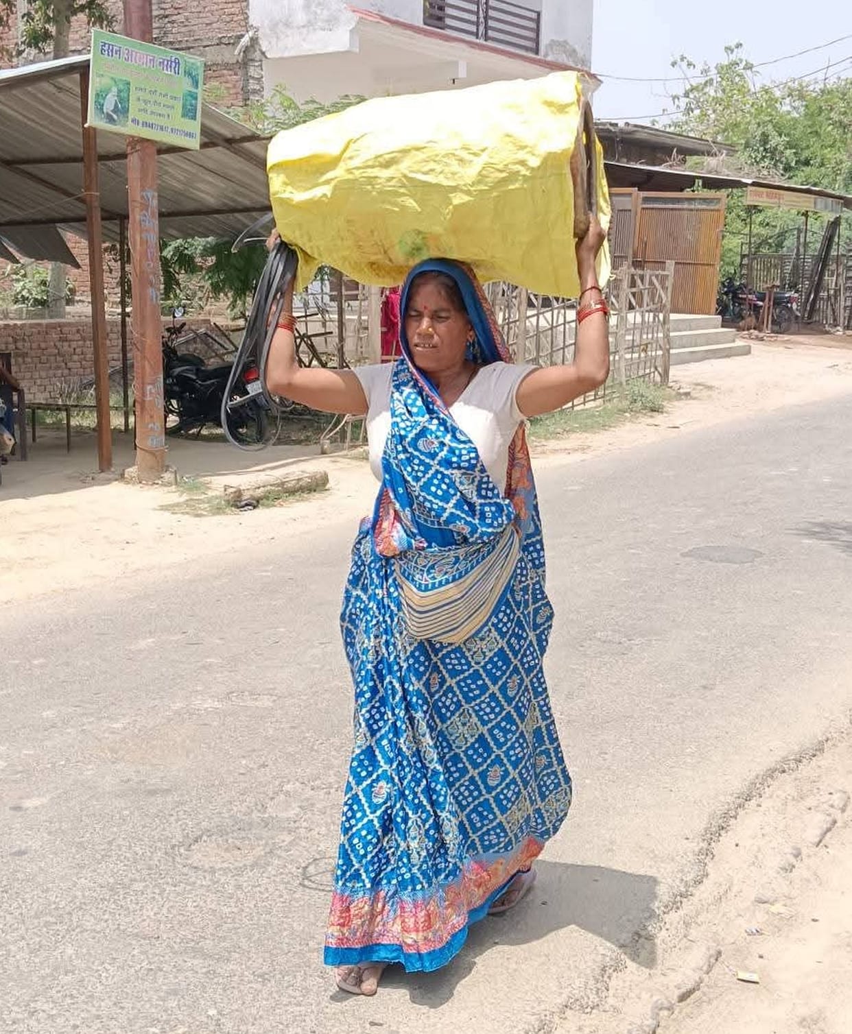 The woman waited all night for a cylinder.