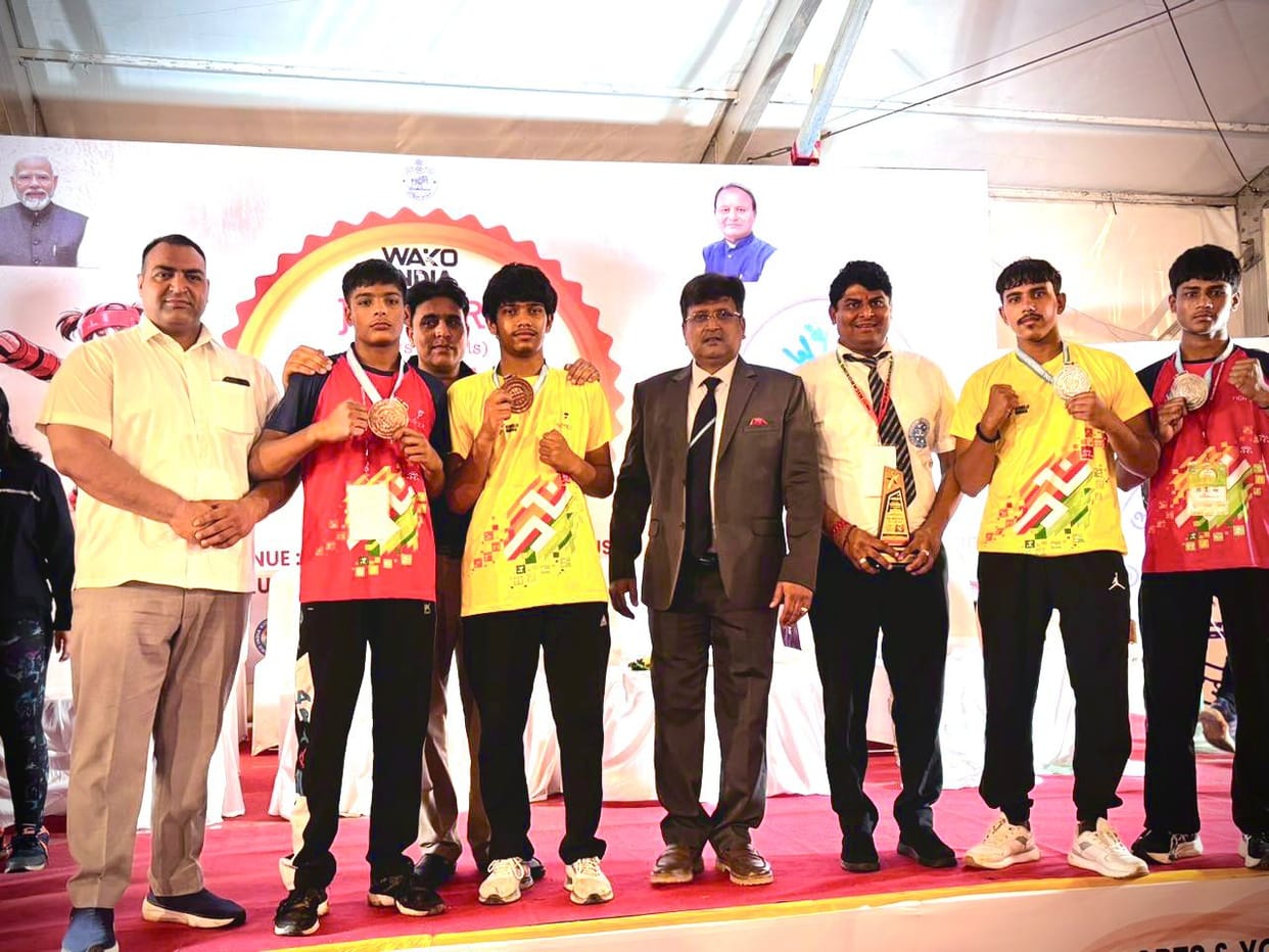 Four players won medals in the junior kickboxing competition.