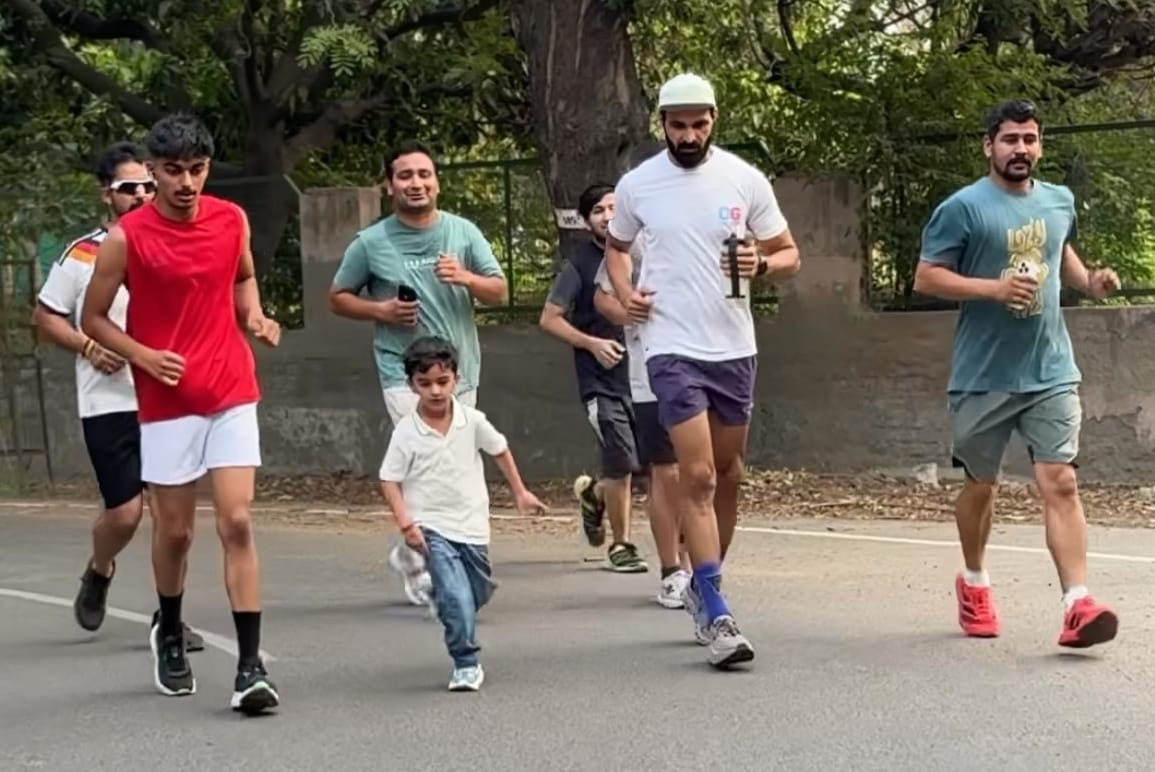 Gave the message of fitness by running 10 km