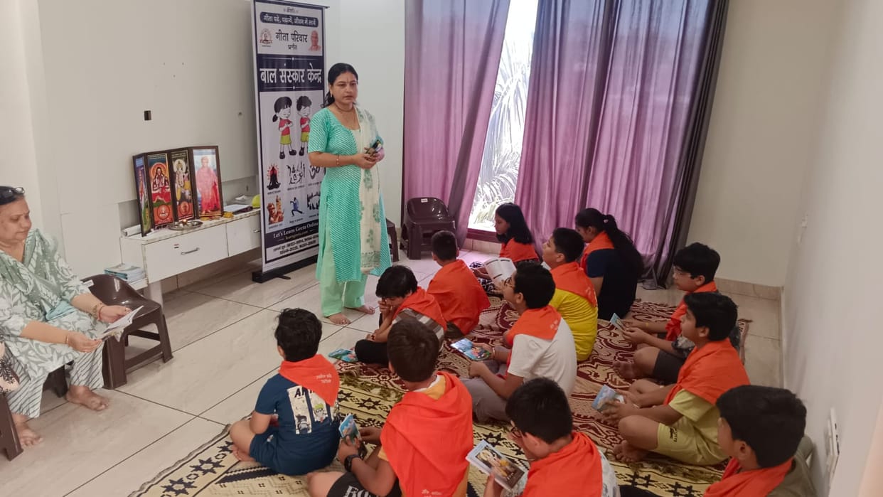 Two new Bal Sanskaar Kendras were started for the door-to-door Geeta Abhiyan.