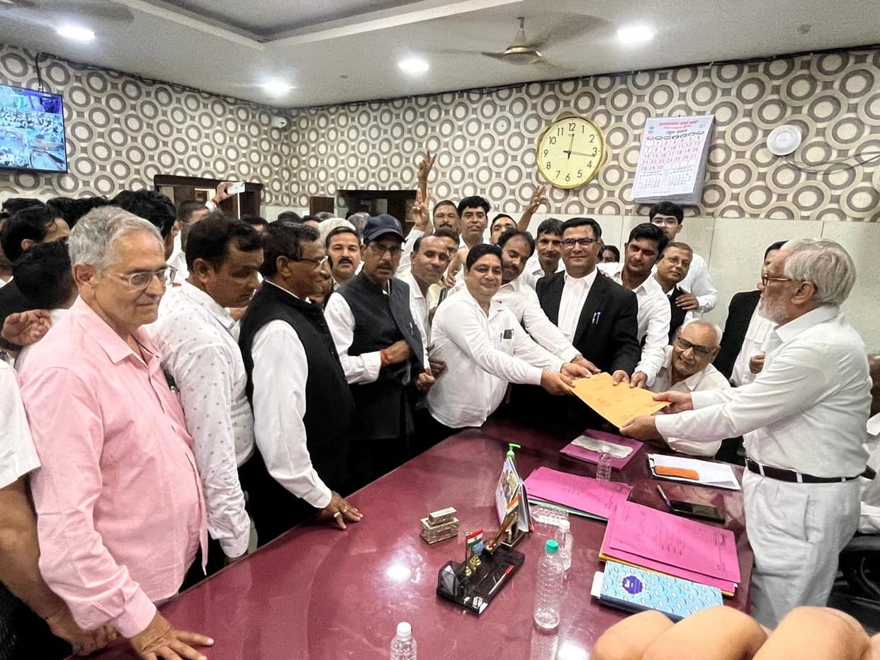 Ravindra Kumar Sharma, Virendra Kumar Sharma, Yatendra Pal Singh filed nomination for the post of District Bar President.