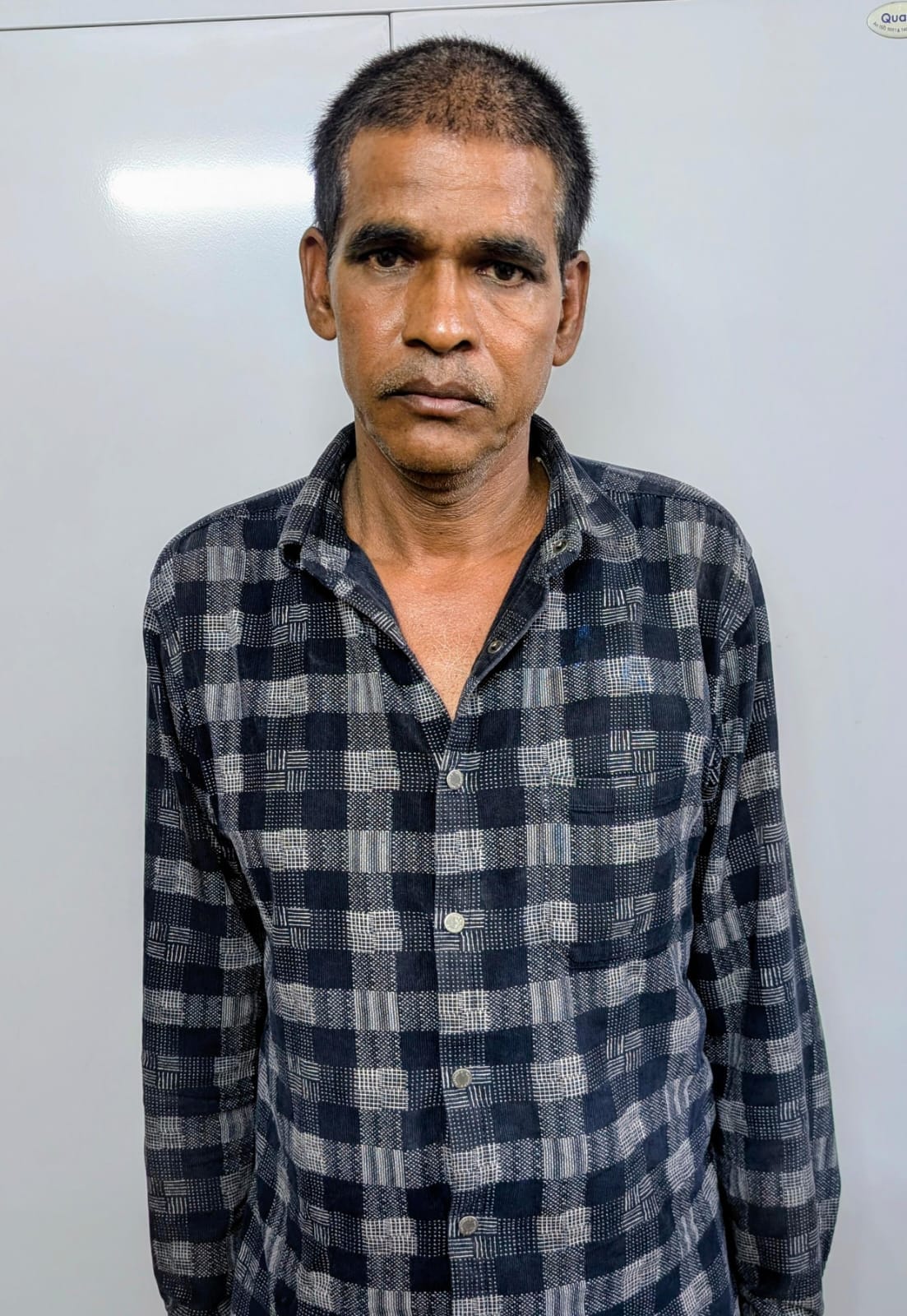 CBN Nabs Rajasthan Smuggler With Heroin Worth Crores At Ujjain Railway Station