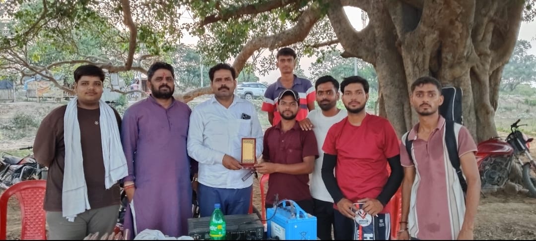 Amaura defeated Kurriya by 14 runs.