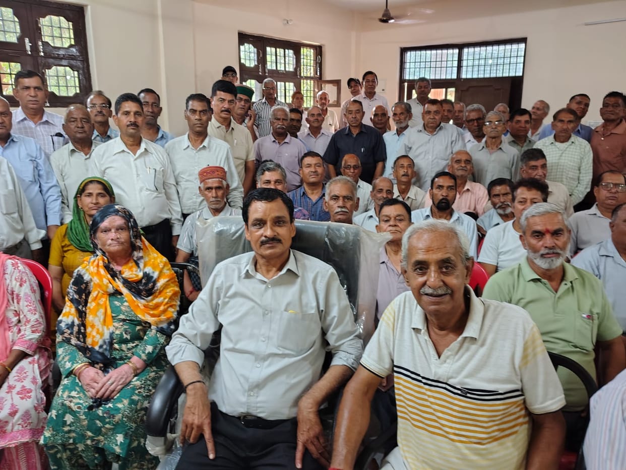 Government should pay financial benefits immediately: Kharwada