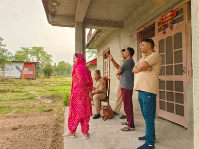 Thieves took away LCD TV and utensils from the house