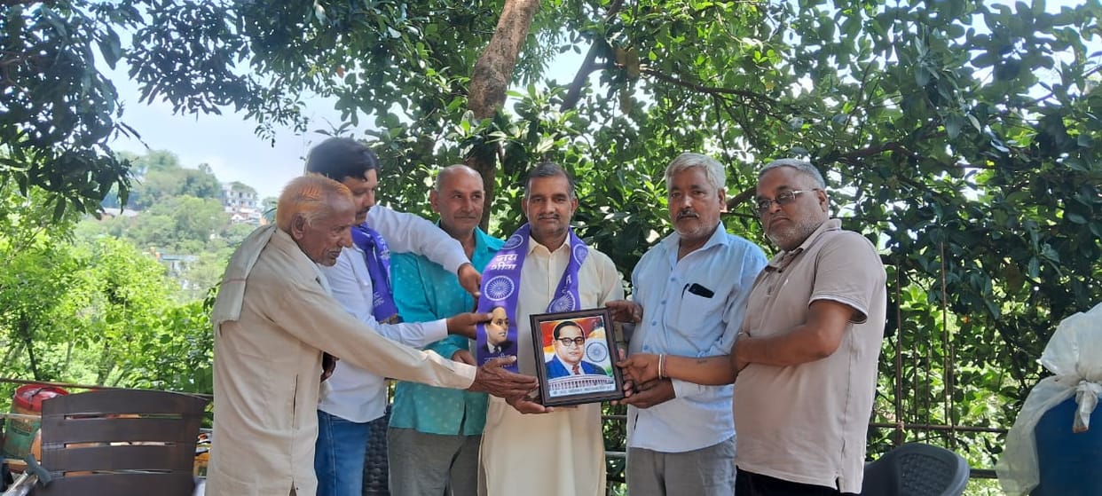 The newly elected head of Papalah was honored.