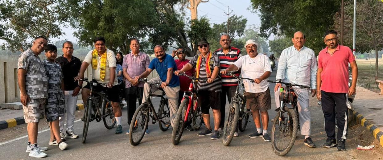 Cycled 25 km, Emphasized Reducing Pollution