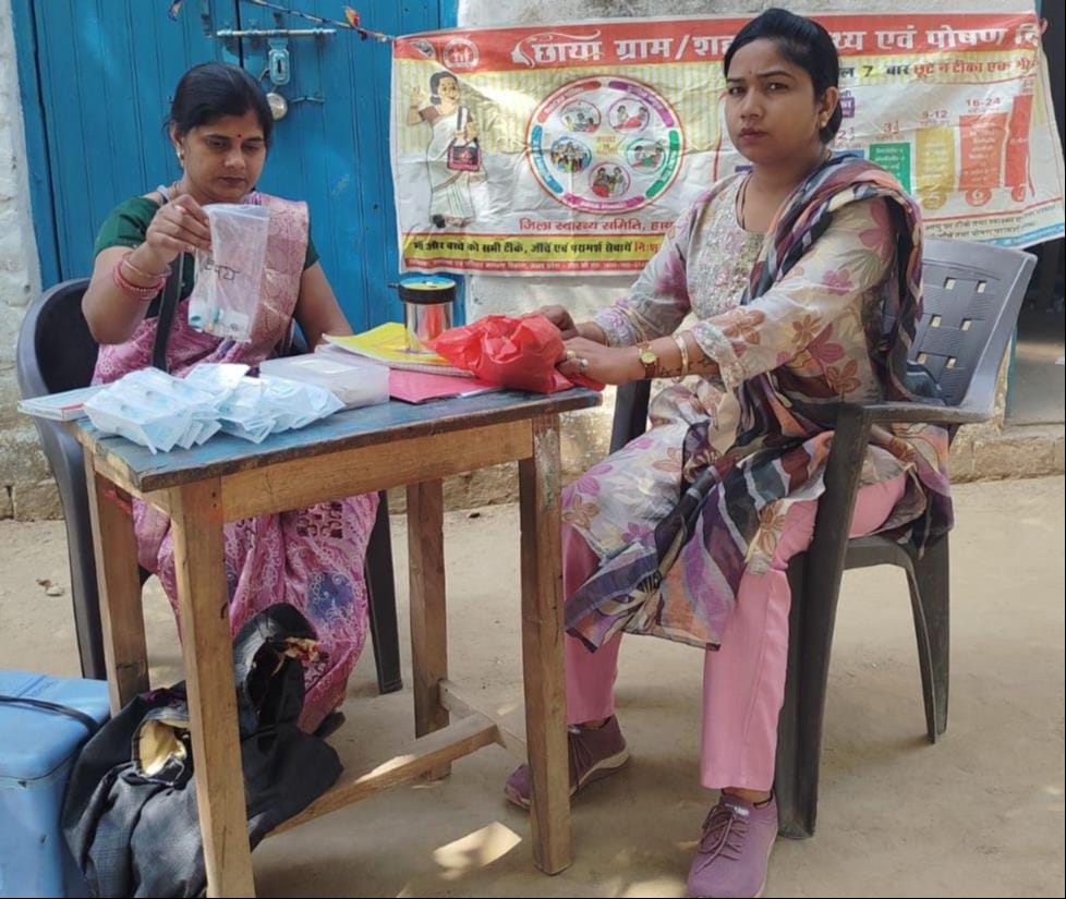 Shivani is promoting vaccination.