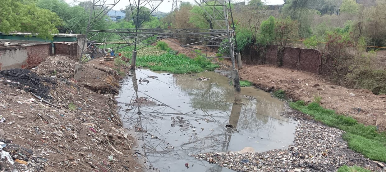A four-lane bridge will be built over the Budhiya drain, closing the gap between Sector 45 and Greenfield.