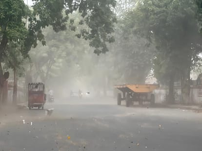 Dust storms in 7 districts of Haryana: Weather changes due to an active Western Disturbance; rain also likely