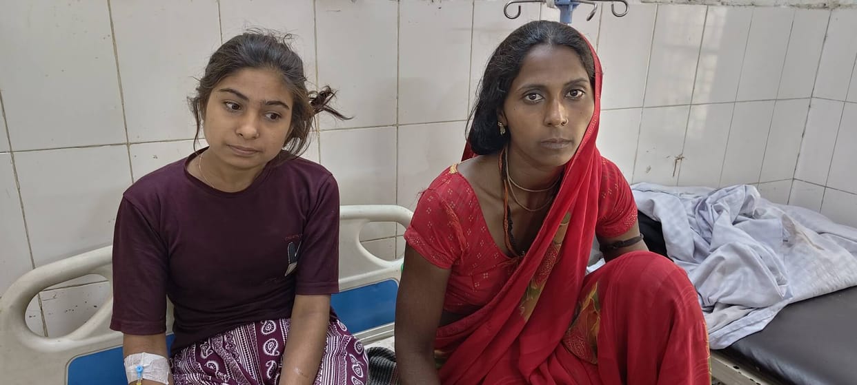 Aunt and niece beaten for protesting against throwing garbage
