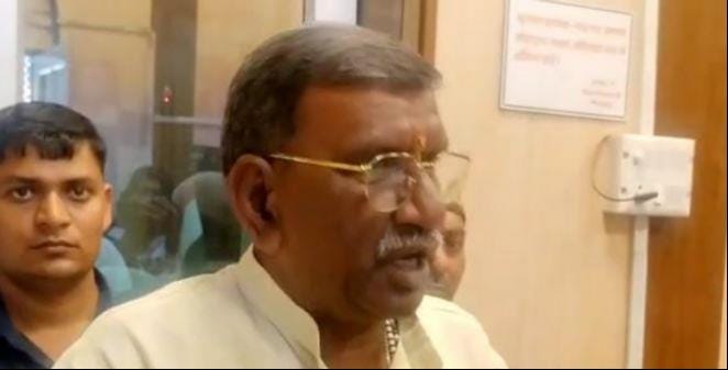 SDM has taken money from SP workers: Minister of State