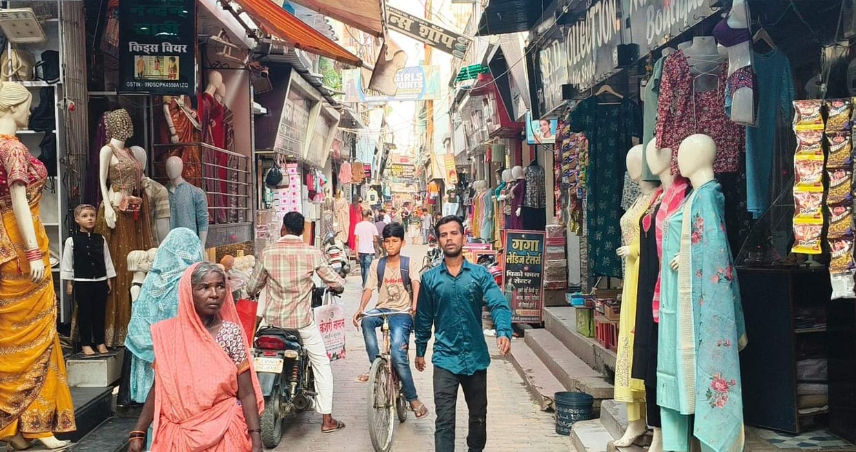 Puducherry is a powder keg: 8 large markets and 4 hotels operating in narrow 4-foot lanes