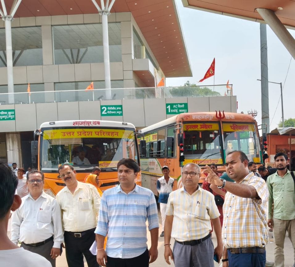 Regional Manager inspected arrangements at the bus station and issued instructions to boost revenue.