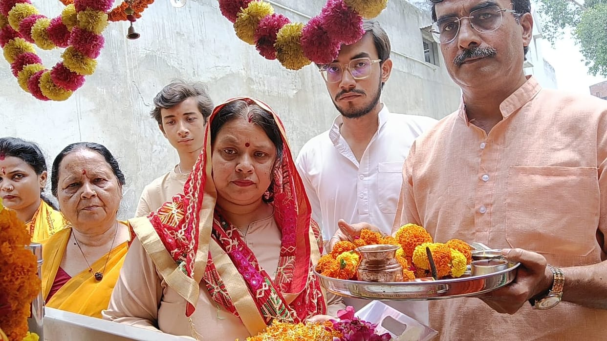 Jyoti Kalash Rath Yatra welcomed; pledge to plant saplings reaffirmed.