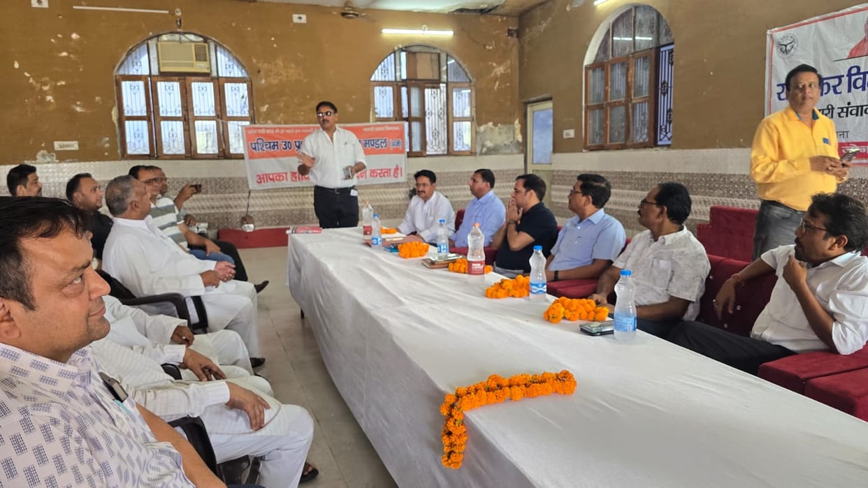 GST department listened to the problems of traders in the dialogue camp.