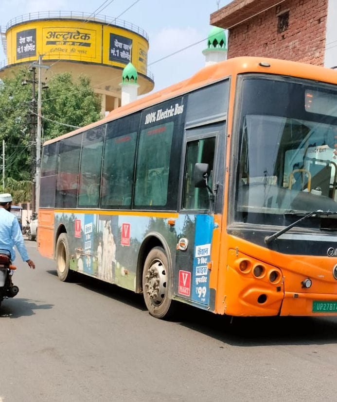 E-buses are slow; passengers are reaching their destinations faster by auto-rickshaw.