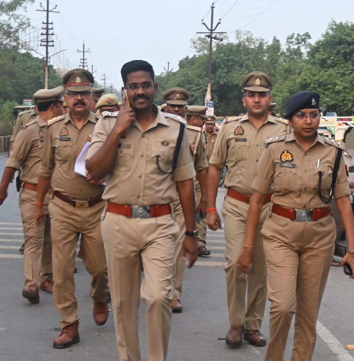 The SSP inspected security arrangements while on patrol.
