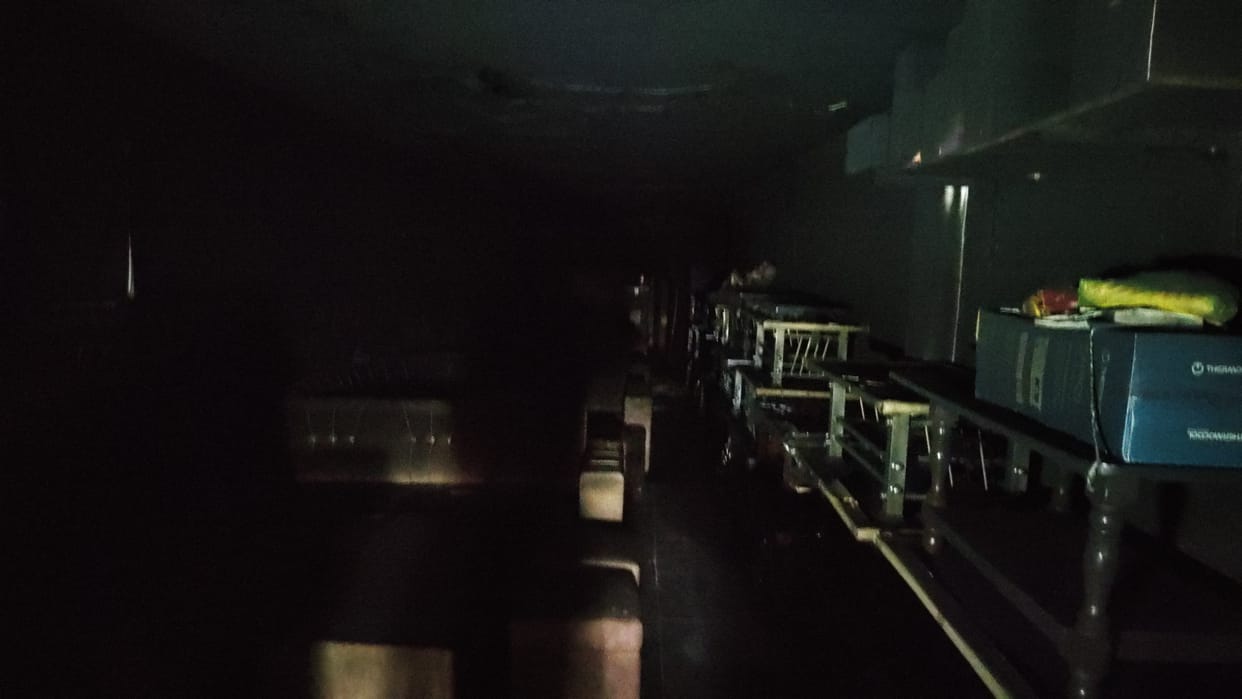 firozabad news fire in showroom