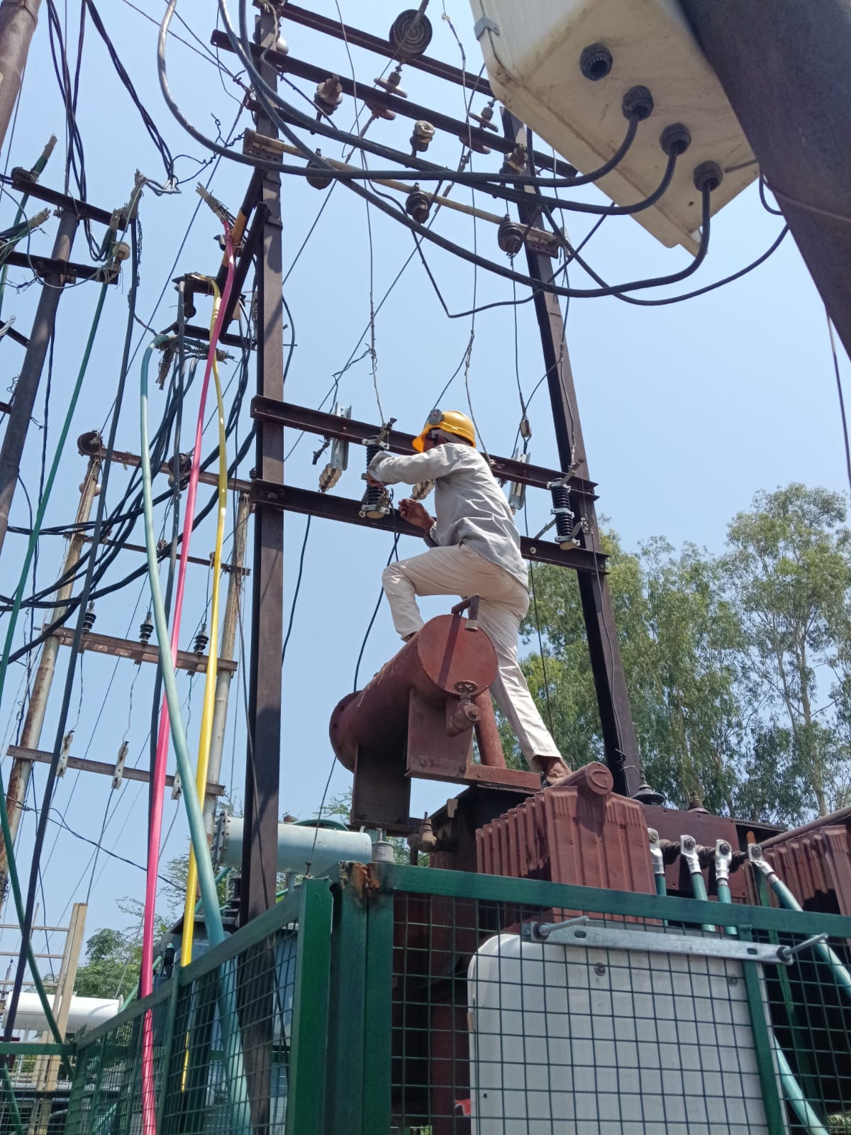 119 crore rupees spent on electricity, yet faults occur and unannounced power cuts are being imposed.