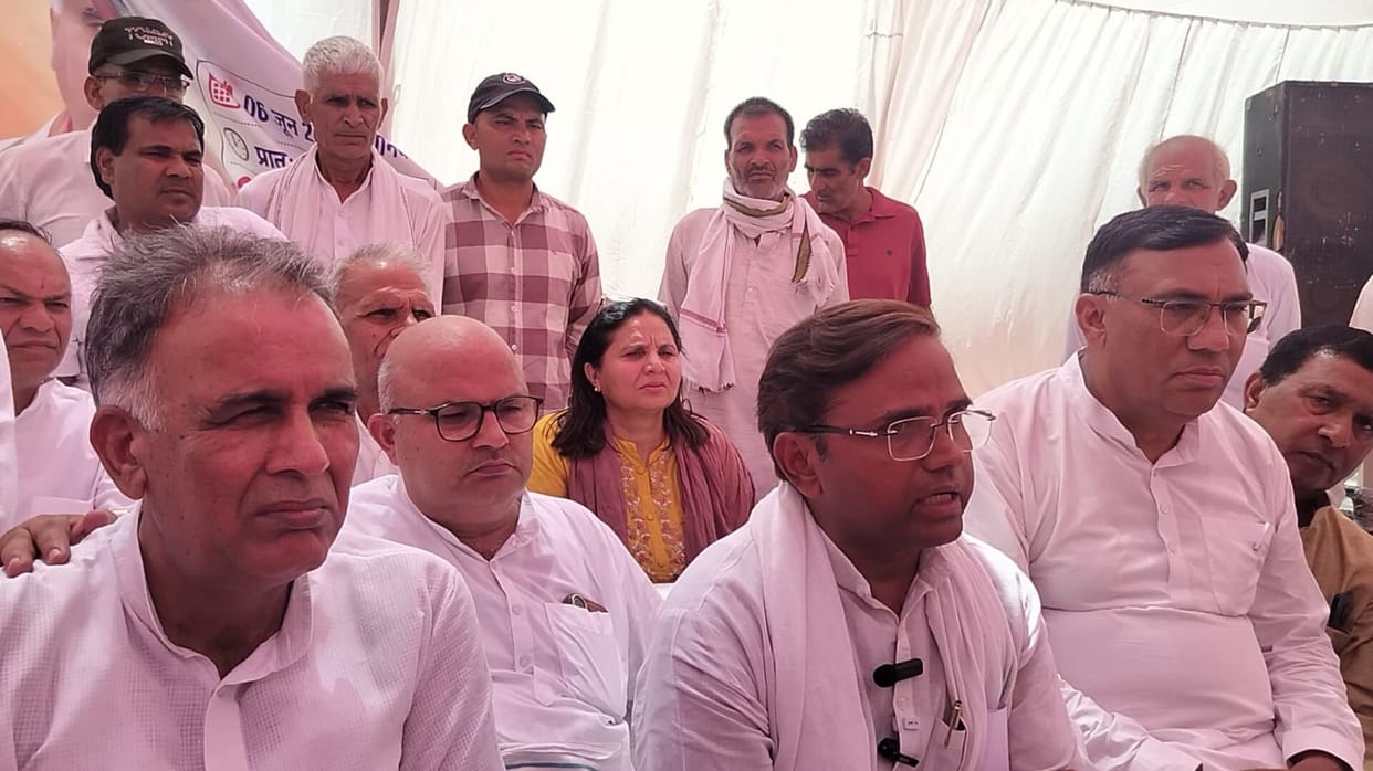Election Commission has met with BJP: Jitendra Baghel