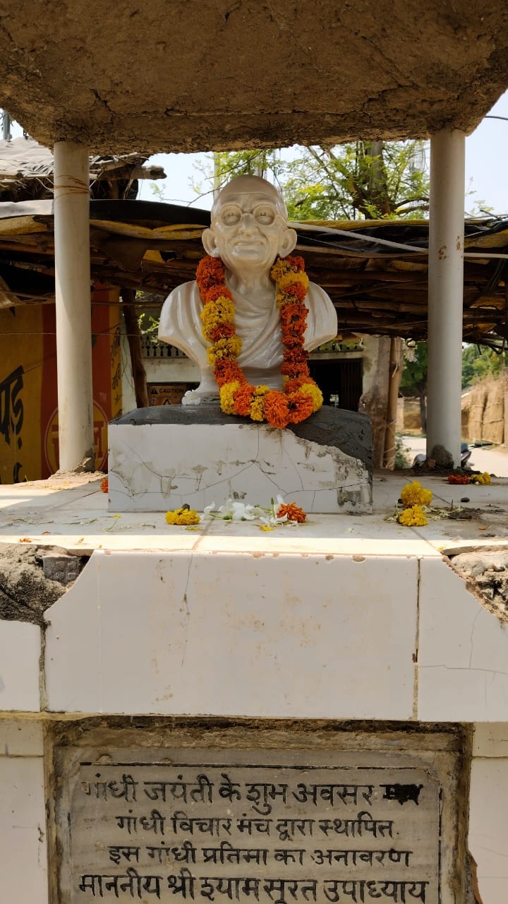 Mahatma Gandhi's statue installed within 24 hours.