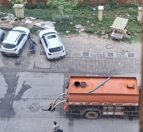 Tankers are becoming the hope of residents and quenching the thirst of flat buyers.