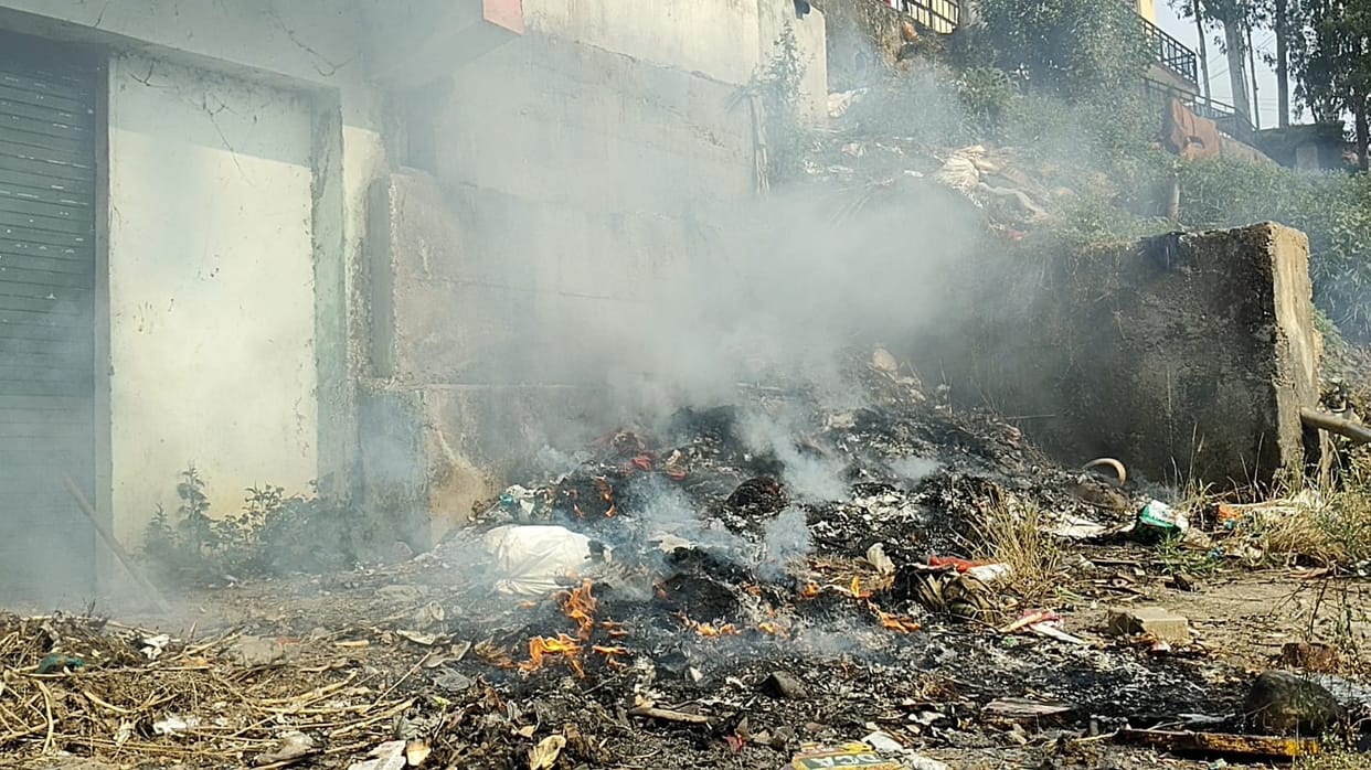 Environmental protection rules are being flouted in the Municipal Council, Ghumarwin.