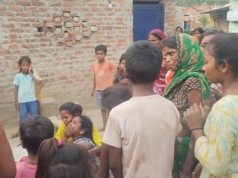 Couple dies in road accident while on way to visit Tarkulha Devi; son critically injured.
