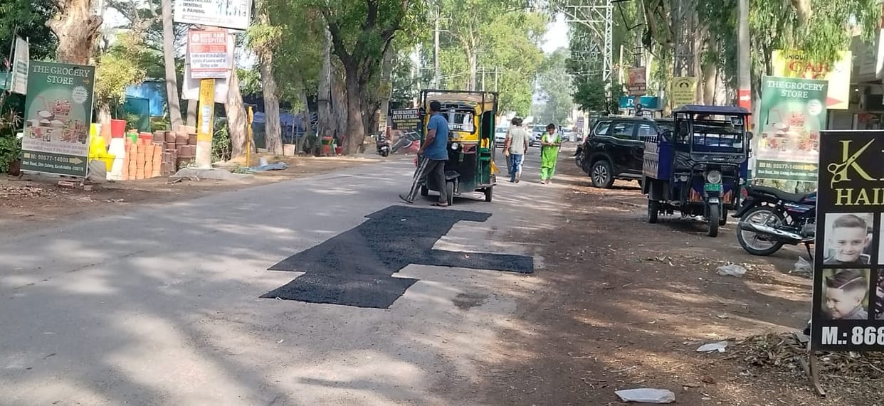 Potholes on the surrounding roads were filled a few hours before the Chief Minister's arrival.