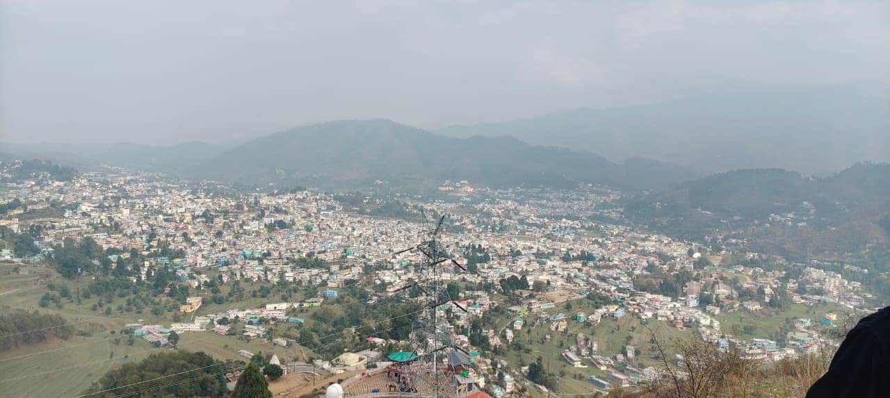 पिथौरागढ़ शहर। संवाद