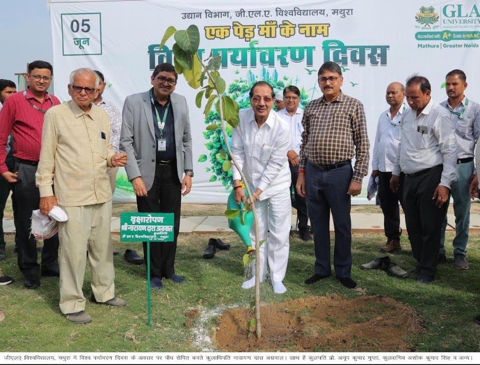 Students' future will flourish in the shade of trees: Chancellor