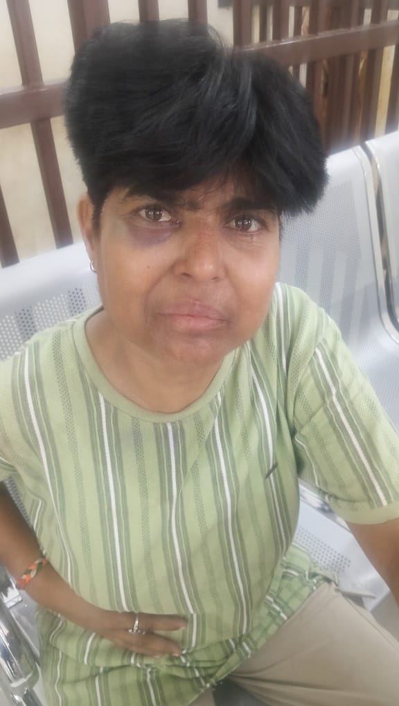 Woman beaten in police custody, altercation between police inspector and lawyers, Additional Chief Judicial Magistrate hears case, orders medical examination by a panel of doctors