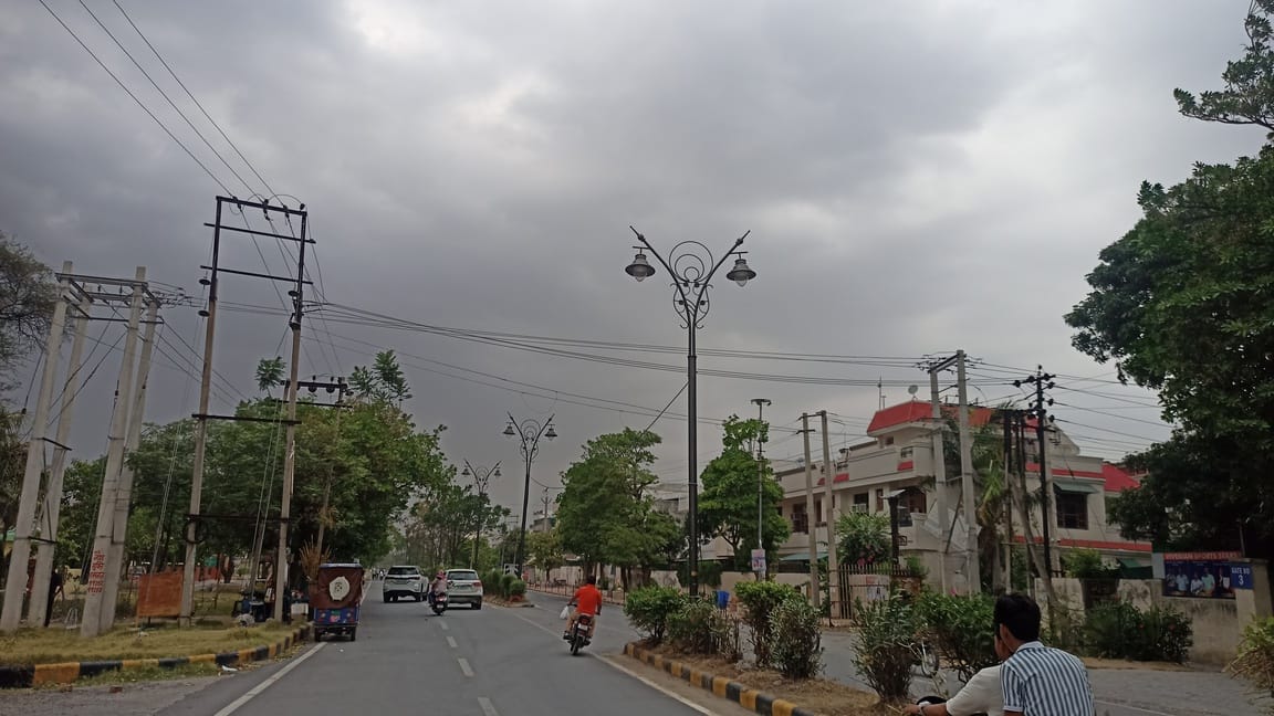 Rain changes the weather; humidity causes discomfort
