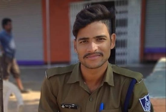 Video of police officer assaulting a minor goes viral; Superintendent of Police suspends him.