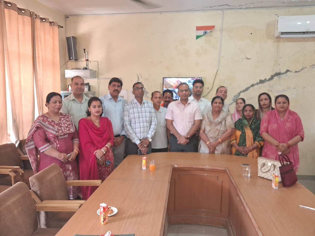 Newly elected councilors of Nagar Panchayat Amb took oath.